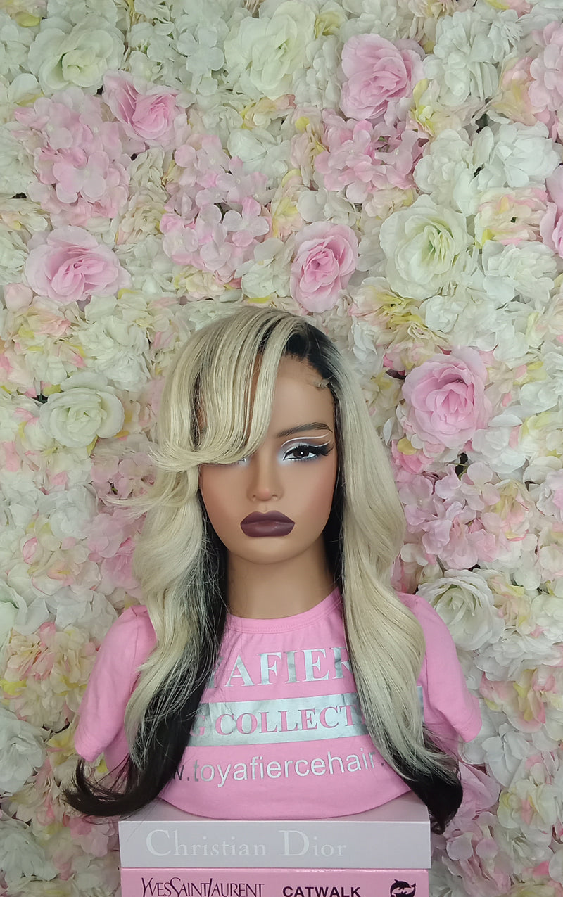 Side part layerscut blonde wig