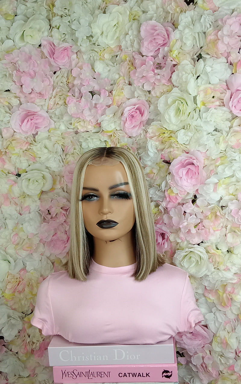 Caramel highlights bob